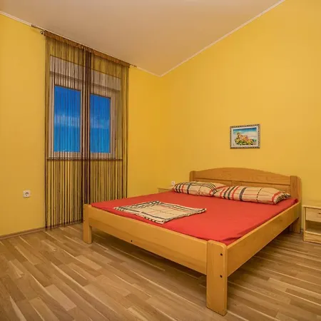 Apartament Mik